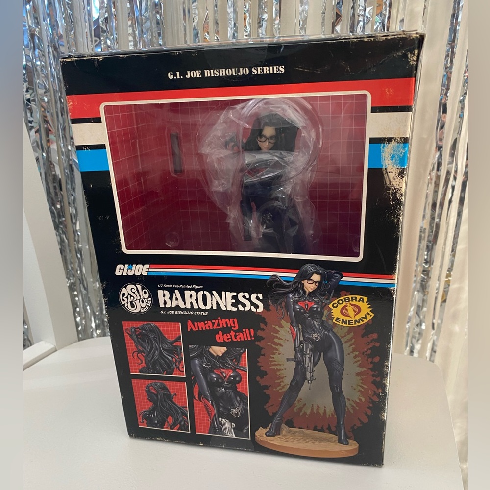 GI Joe Baroness Bishoujo Black Red Suit